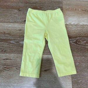 Kids Headquarters yellow short pants for kids 4 years old perfect condition